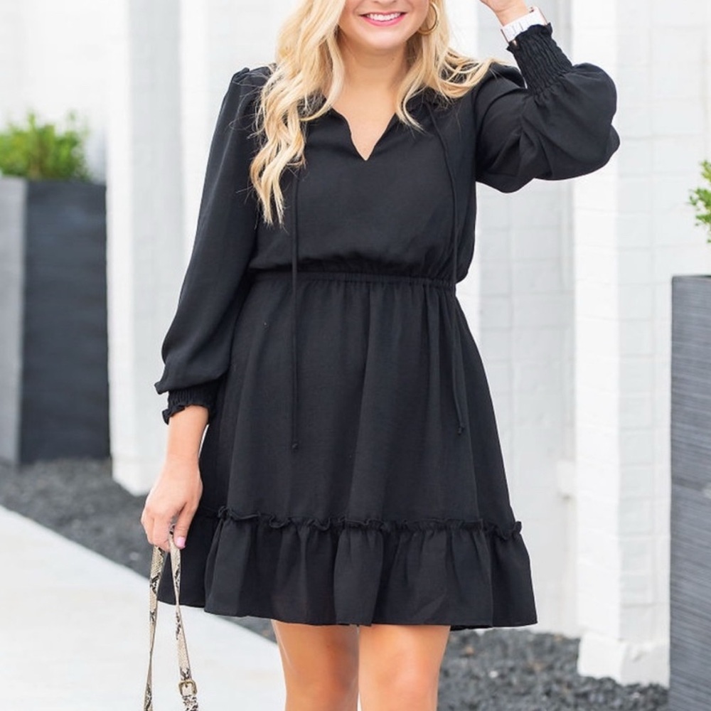Gibson Black Ashley Fit & Flare Ruffle Dress